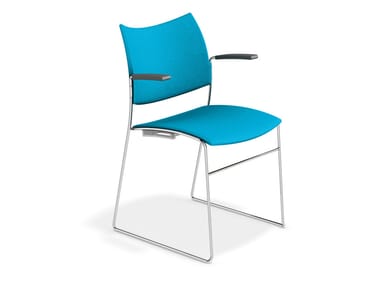 CURVY - Sled base chair with armrests by Casala