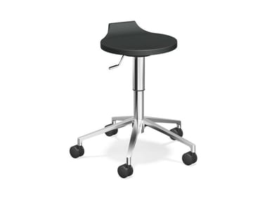 RAVELLE V - Synthetic material stool with castors by Casala