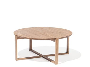 DELTA COFFEE 724 - Low solid wood coffee table by TON