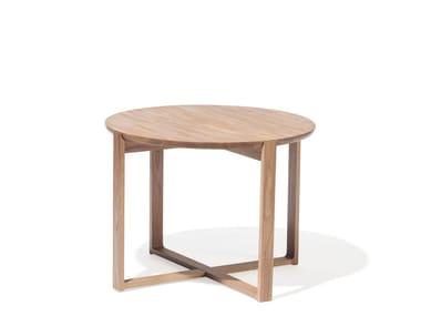 DELTA COFFEE 723 - Solid wood coffee table by TON