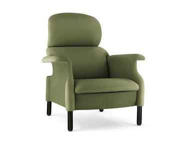 SANLUCA - Armchair with armrests by Poltrona Frau