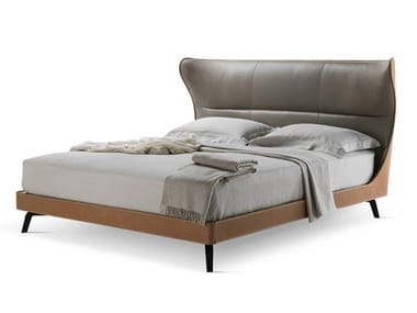 MAMY BLUE BED - Tanned leather double bed by Poltrona Frau