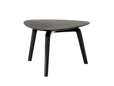 FIORILE - Triangular ash coffee table by Poltrona Frau