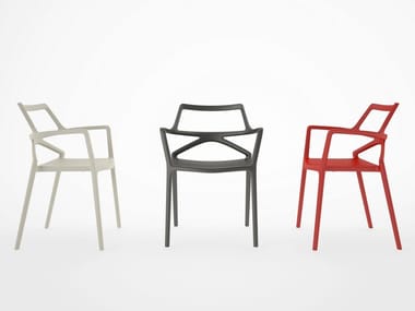 DELTA - Garden chair with armrests by Vondom