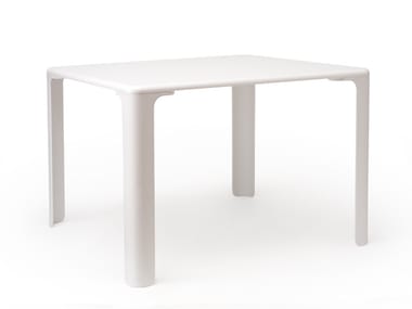 LINUS - MDF Kids table by Magis