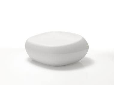 MOMA AIR POUF - Polyethylene garden pouf by Vondom