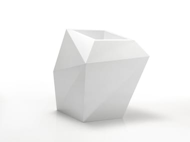 FAZ - Polypropylene garden vase by Vondom