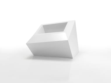 FAZ - Polypropylene garden vase by Vondom