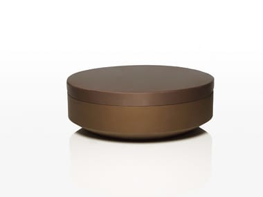 VELA - Polyethylene garden side table by Vondom