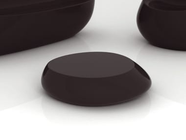 STONES - Polyethylene garden side table by Vondom