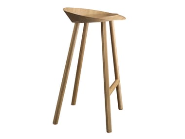 JEAN - Wooden barstool by e15