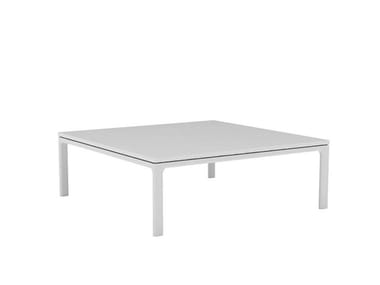 RAGLAN TABLE ME8512 - Square coffee table by Andreu World