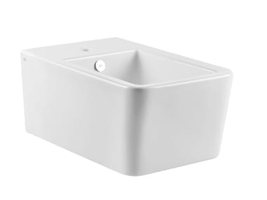 RETTANGOLO - Wall-hung ceramic bidet with overflow by Gessi