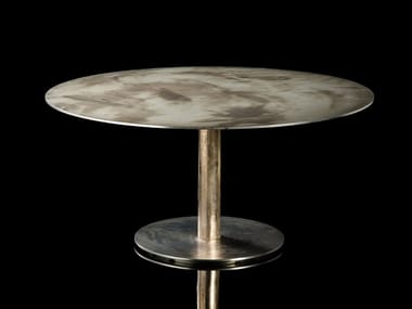 TWISTABLE - Round plate side table by Henge