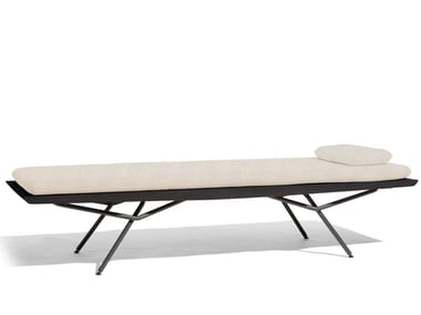 SAN - Fabric sun lounger by Manutti