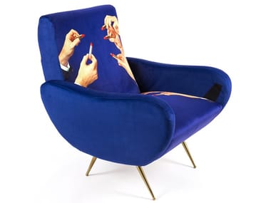 LIPSTICKS - Fabric armchair with armrests (Request Info)