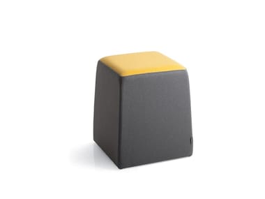 STAND BY - Upholstered square fabric pouf by Frezza