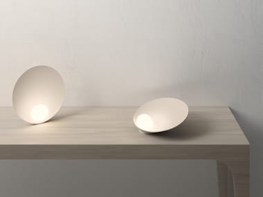 MUSA - LED blown glass table lamp by Vibia