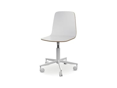TAK - Height-adjustable chair with 5-spoke base by Nidi