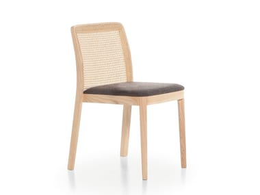 URBAN 11C - Ash chair with integrated cushion by Very Wood