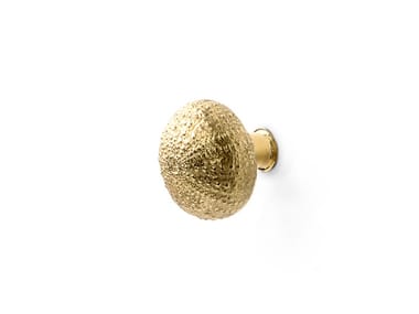 URCHIN OC2015 - Brass furniture knob by Pullcast