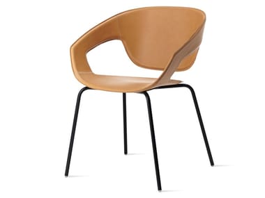 VAD IMPILABILE CUOIETTO - Tanned leather chair with armrests by Casamania & Horm