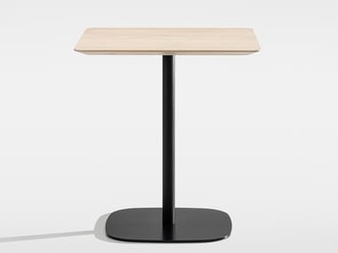 VERMU - Square solid wood table by Zeitraum