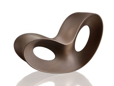 VOIDO - Rocking polyethylene armchair by Magis