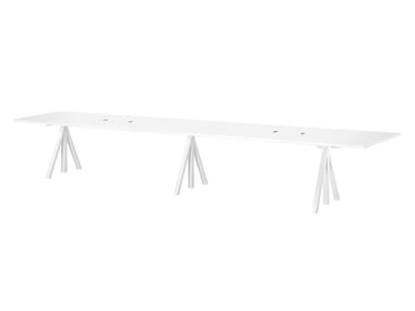 WORKS - Height-adjustable steel and wood meeting table by String Furniture