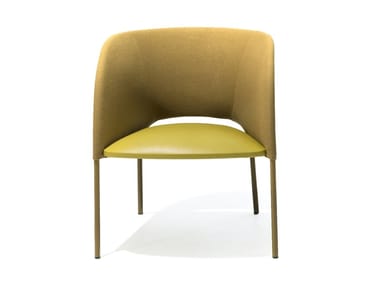 YUMI - Upholstered easy chair with armrests by Moroso