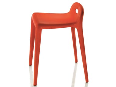 YUYU - Low polypropylene stool by Magis