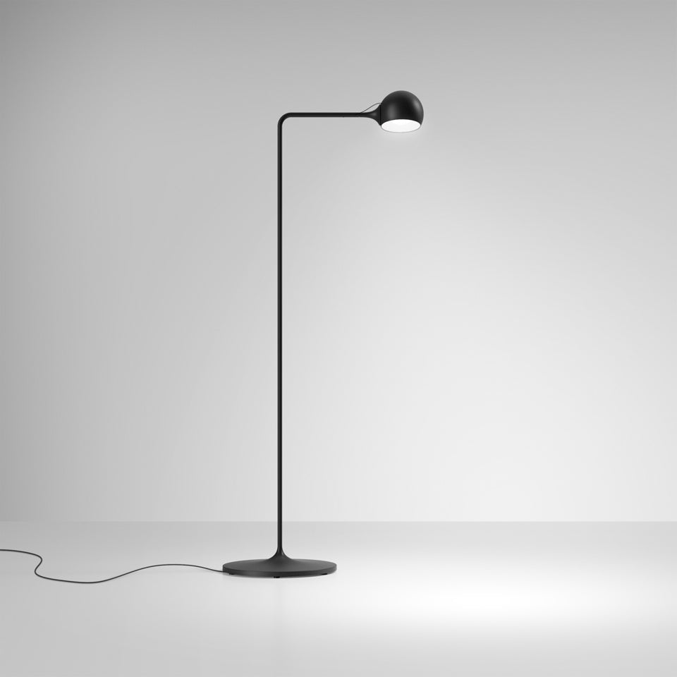 IXA Reading Floor Lamp by Artemide