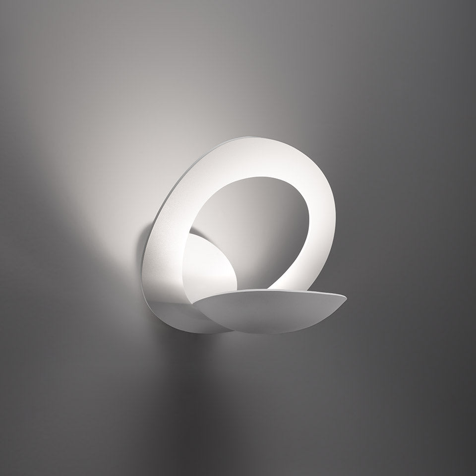 Pirce Wall Lamp by Artemide