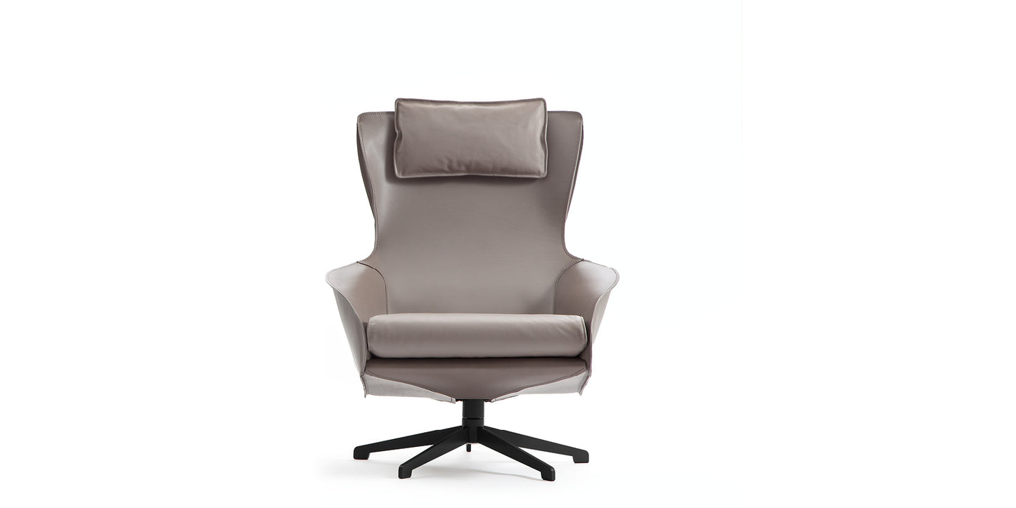 CAB LOUNGE by Cassina