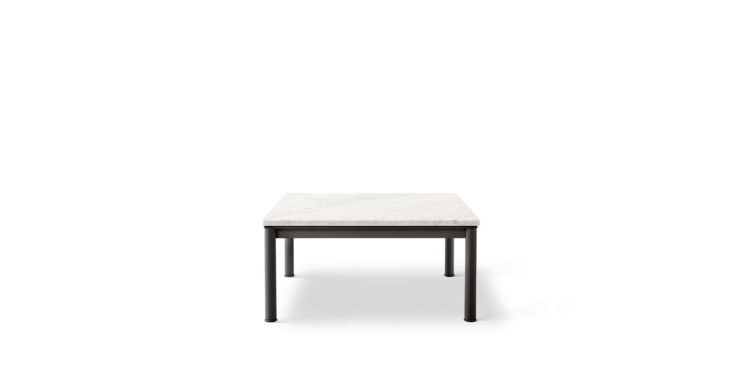 10 TABLE EN TUBE BASSE, GRAND MOD?LE , OUTDOOR by Cassina