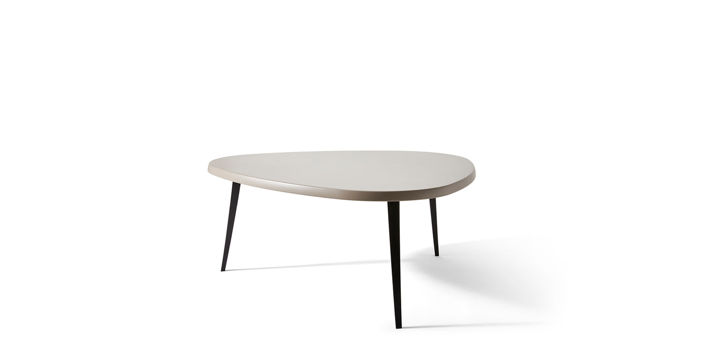 MEXIQUE OUTDOOR TABLE by Cassina