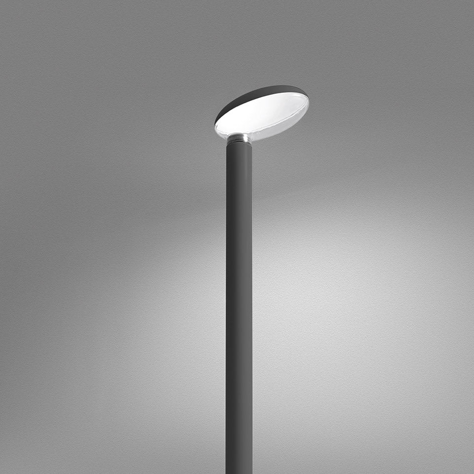 Poto Pole Lamp by Artemide